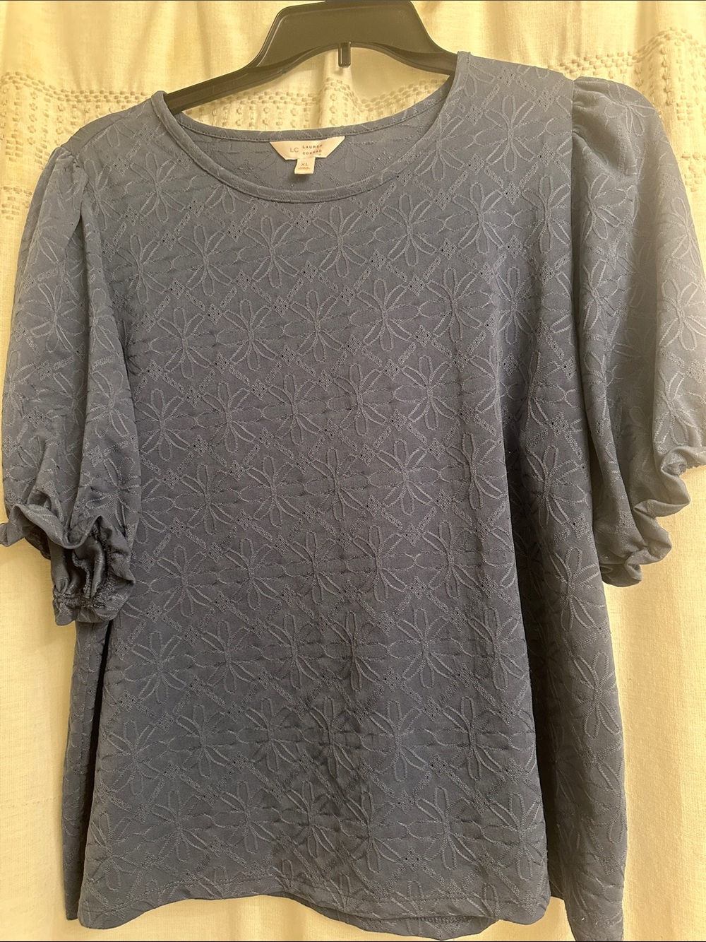 LC Lauren Conrad Slate Blue Puff-Sleeve Floral Texture Top